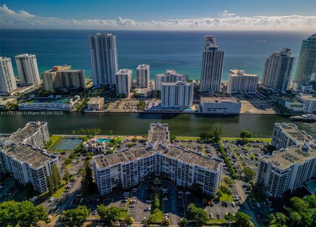 Property at 800 Parkview Dr #523, Hallandale Beach, FL 33009, 2 beds, 1.5 baths