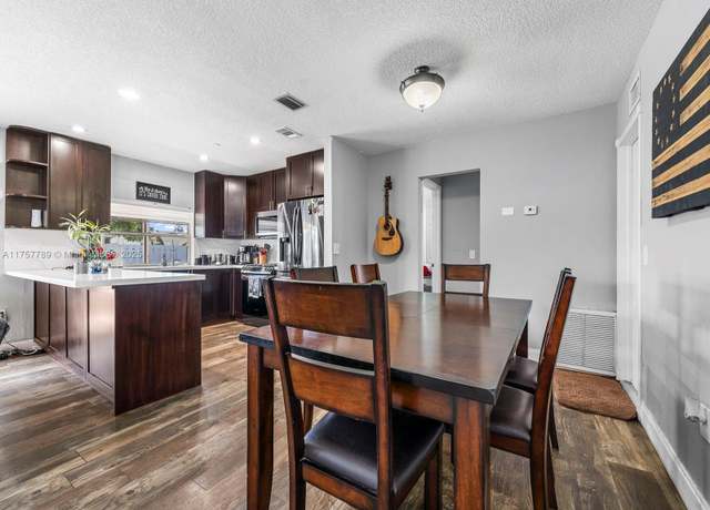Property at 9636 NW 26th St, Sunrise, FL 33322, 2 beds, 2 baths