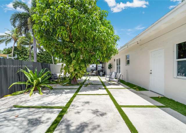 Property at 1245 NE 154th St, North Miami Beach, FL 33162, 4 beds, 3 baths
