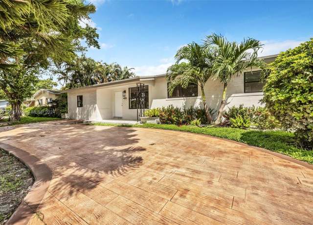 Property at 685 NE 172nd St, Miami, FL 33162, 4 beds, 3 baths
