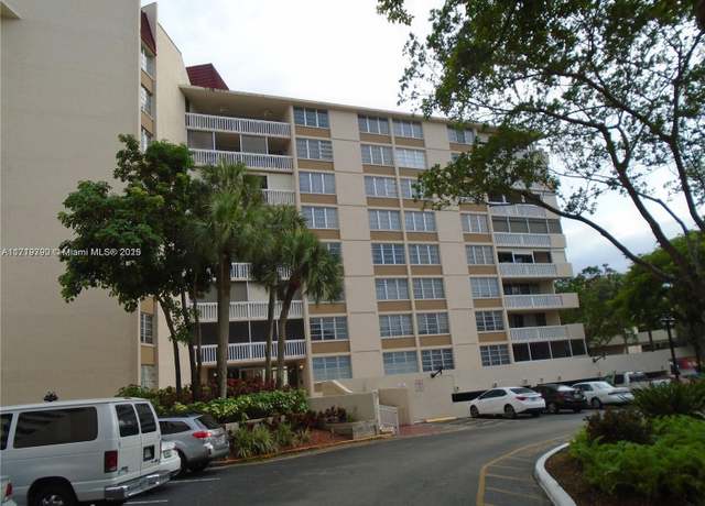 Property at 6921 Environ Blvd Unit 4P, Lauderhill, FL 33319, 2 beds, 2 baths