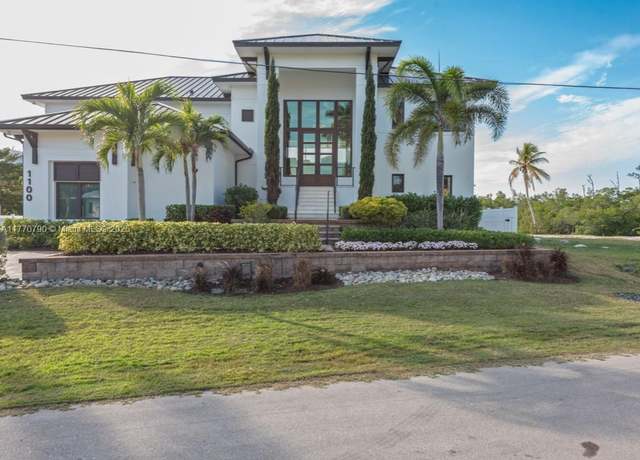 Property at Undisclosed address, Naples, FL 34104, 4 beds, 4.5 baths