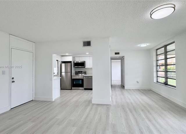 Property at 2999 Point East Dr Unit C101, Aventura, FL 33160, 1 bed, 1 bath