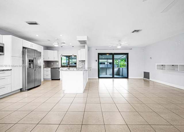 Property at 8451 NW 10th St, Pembroke Pines, FL 33024, 2 beds, 2 baths