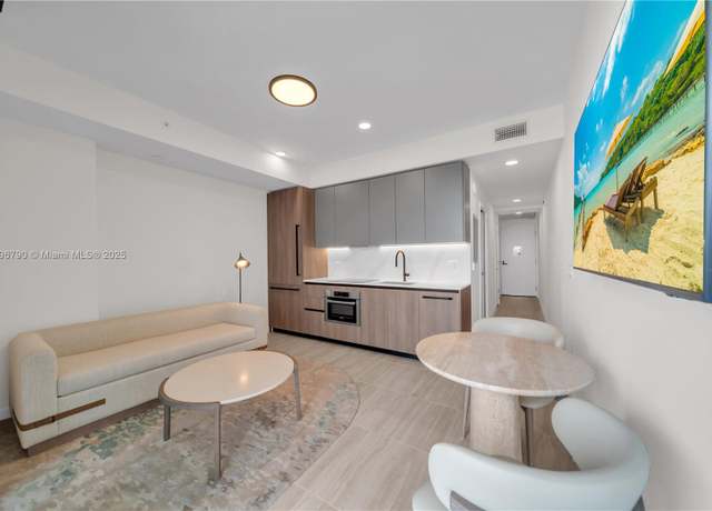 Property at 580 72nd St #1513, Miami Beach, FL 33141, 1 bed, 1 bath