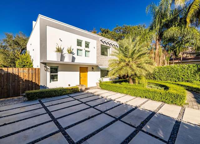 Property at 275 NE 89th St, El Portal, FL 33138, 4 beds, 3 baths