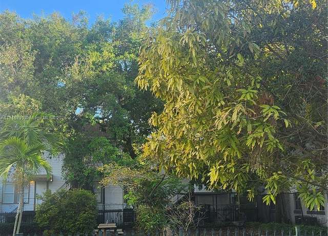 Property at 412 NW 4th St, Miami, FL 33130