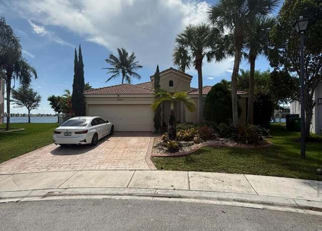 Property at 17018 SW 52nd Ct, Miramar, FL 33027, 3 beds, 2 baths
