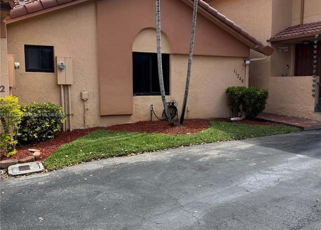 Property at 11248 SW 11th St, Pembroke Pines, FL 33025, 2 beds, 2 baths