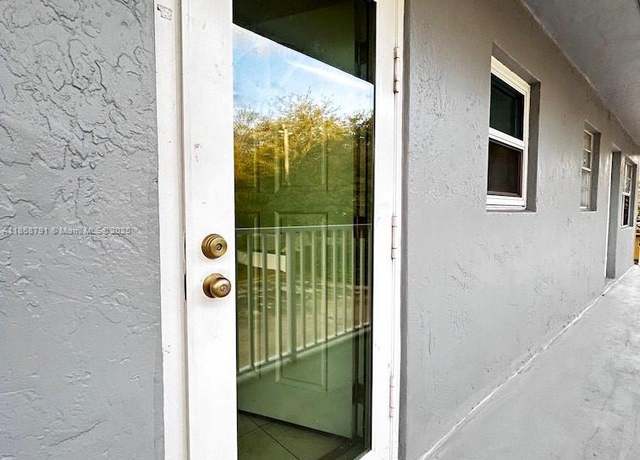 Property at 3265 Griffin Rd #205, Dania Beach, FL 33312, 1 bed, 1 bath
