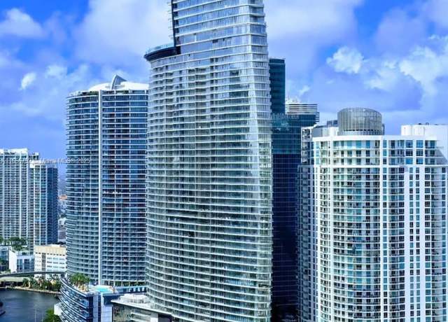 Property at 300 Biscayne Blvd Way #3403, Miami, FL 33131, 3 beds, 4.5 baths