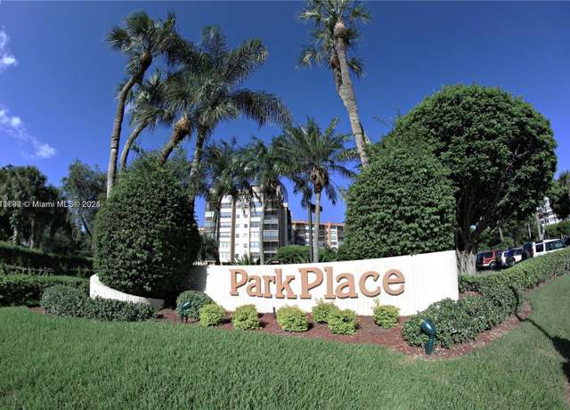 Property at 1000 Saint Charles Pl #406, Pembroke Pines, FL 33026, 1 bed, 1.5 baths