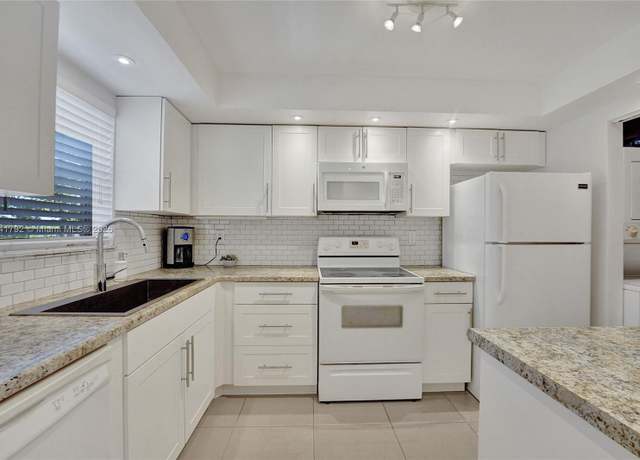 Property at 6080 NW 44th St #401, Lauderhill, FL 33319, 2 beds, 2 baths