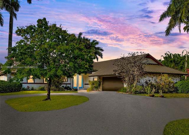 Property at 13494 Stirling Rd, Southwest Ranches, FL 33330, 5 beds, 3.5 baths