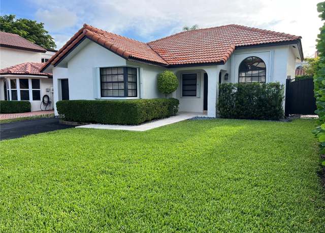 Property at 10724 SW 117th Ct, Miami, FL 33186, 3 beds, 2 baths