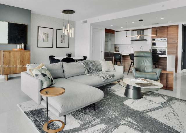Property at 100 E Las Olas Blvd #2802, Fort Lauderdale, FL 33301, 2 beds, 2.5 baths