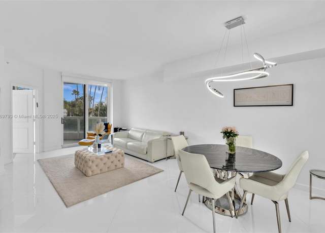 Property at 21050 Point Pl #302, Aventura, FL 33180, 1 bed, 1 bath