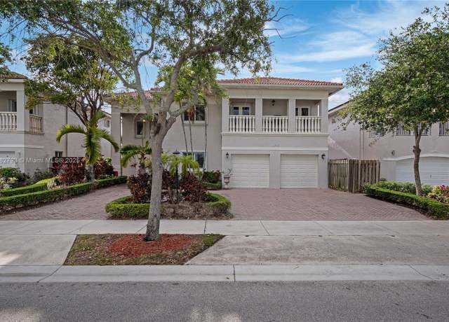 Property at 13850 SW 132nd Ave, Miami, FL 33186, 5 beds, 3 baths