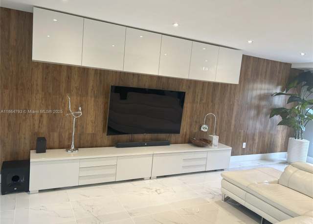 Property at 8310 SW 154th Ave #27, Miami, FL 33193, 2 beds, 2.5 baths