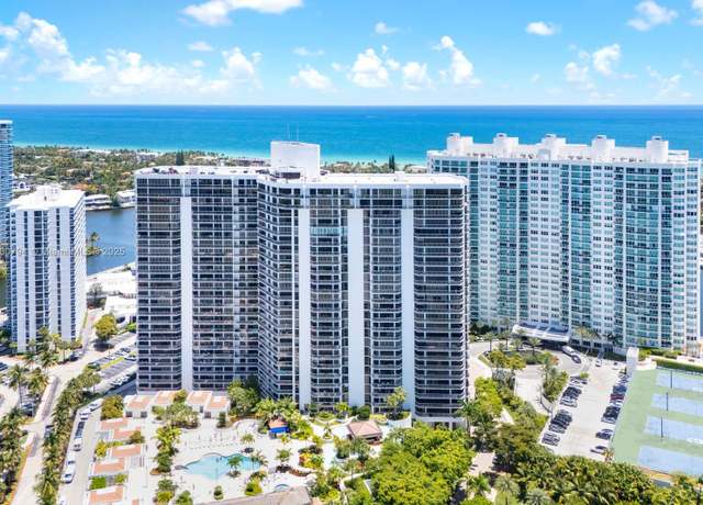 Property at 20281 E Country Club Dr #1009, Aventura, FL 33180, 2 beds, 2 baths