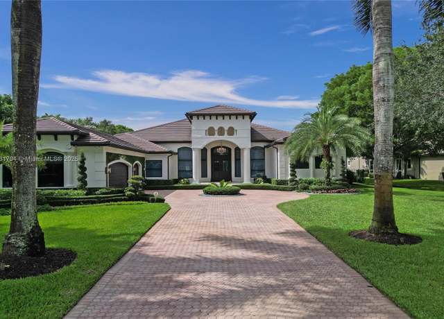 Property at 11056 Blackhawk Blvd, Davie, FL 33328, 5 beds, 5 baths
