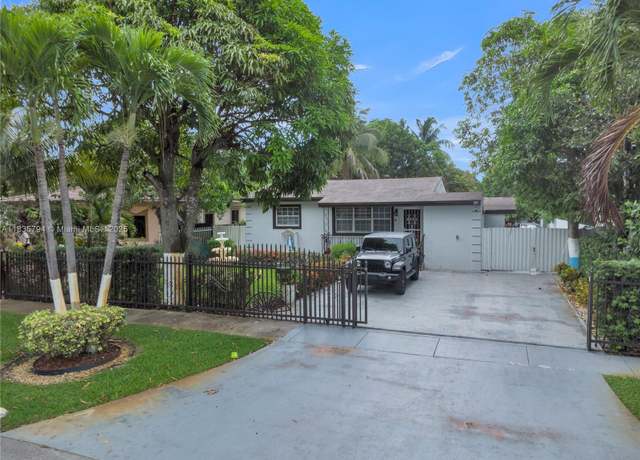 Property at 1340 NW 128th St, North Miami, FL 33167, 3 beds, 3 baths