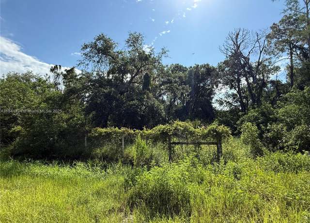 Property at 865 N Jinete St, Clewiston, FL 33440