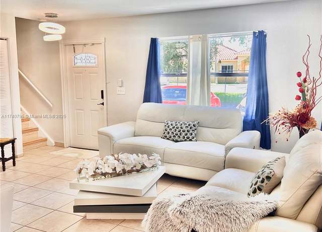 Property at 47 NE 12th Ave #47, Homestead, FL 33030, 2 beds, 1.5 baths