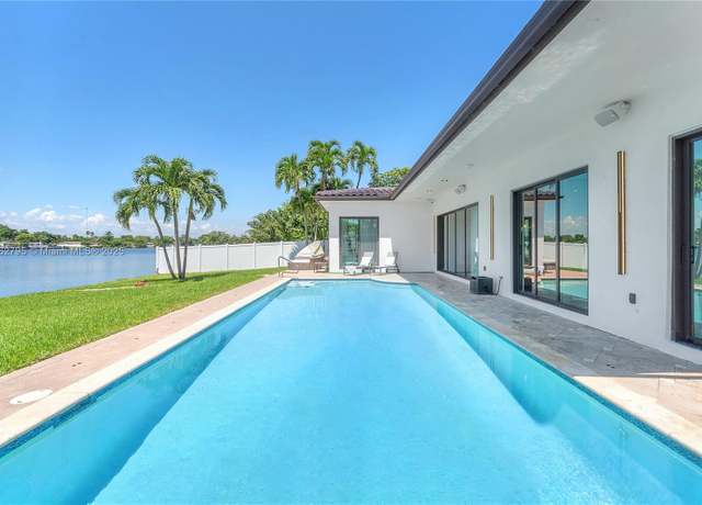 Property at 21100 NE 25th Ct, Miami, FL 33180, 3 beds, 3.5 baths