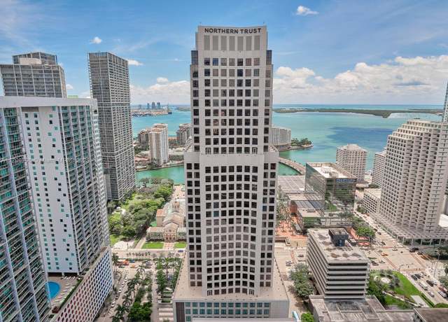 Property at 68 SE 6th St #3705, Miami, FL 33131, 1 bed, 1.5 baths