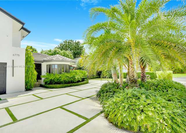 Property at 6775 SW 103rd Ct, Miami, FL 33173, 5 beds, 3.5 baths
