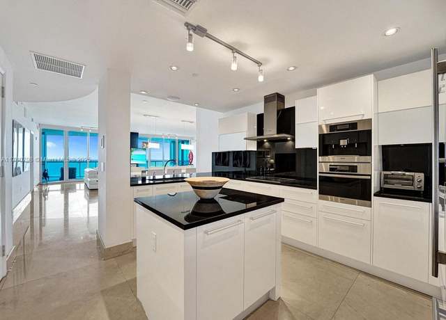 Property at 17121 Collins Ave #3905, Sunny Isles Beach, FL 33160, 3 beds, 3.5 baths