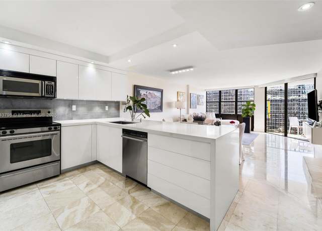 Property at 1915 Brickell Ave Unit C1412, Miami, FL 33129, 2 beds, 2 baths