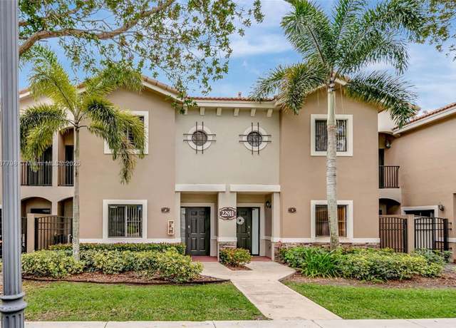 Property at 22911 SW 88th Pl Unit 4-21, Cutler Bay, FL 33190, 2 beds, 2.5 baths