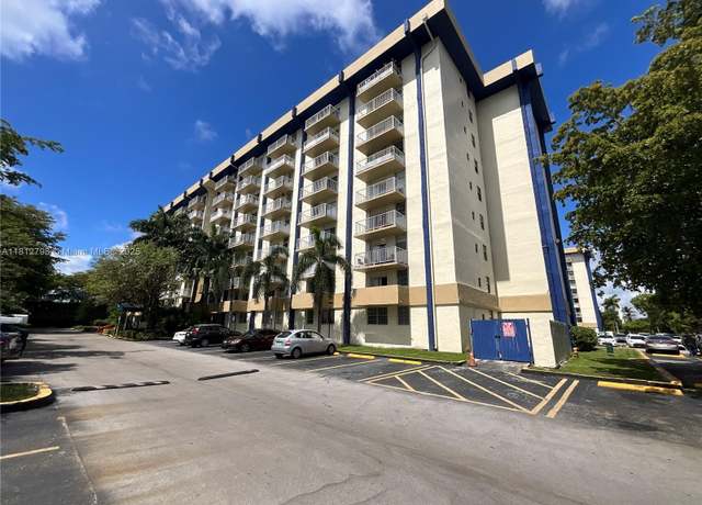 Property at 4550 NW 9th St Unit 118E, Miami, FL 33126, 1 bed, 1 bath