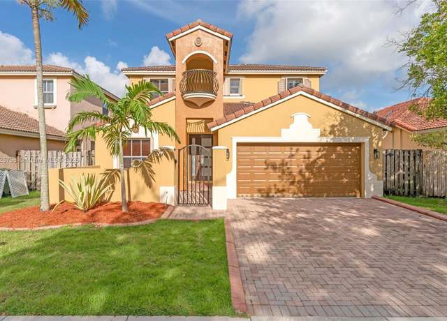 Property at 452 NE 20th Ter, Homestead, FL 33033, 5 beds, 3 baths