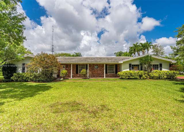 Property at 21800 SW 152nd Ave, Miami, FL 33170, 5 beds, 3 baths