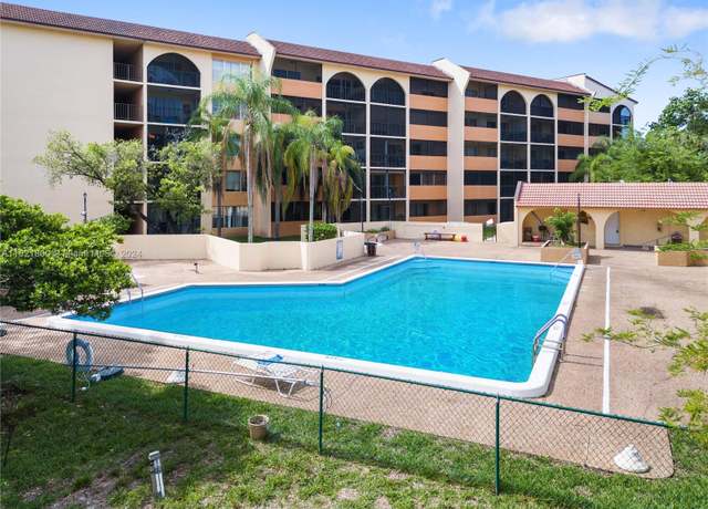 Property at 3905 N Nob Hill Rd #206, Sunrise, FL 33351, 1 bed, 1.5 baths