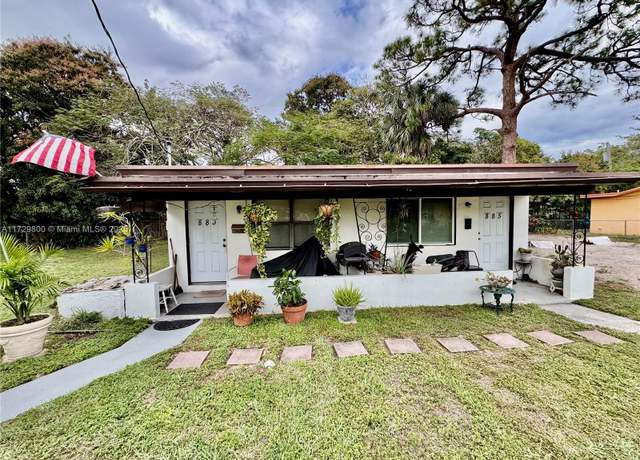 Property at 883 NE 39th St, Oakland Park, FL 33334, 2 beds, 2 baths