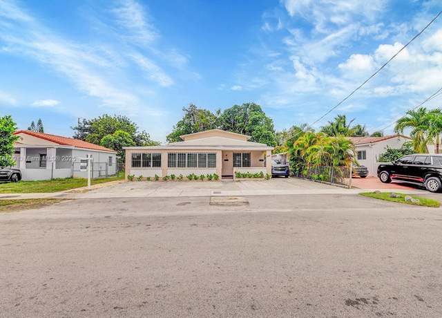 Property at 435 NW 44th Ave, Miami, FL 33126, 8 beds, 4 baths