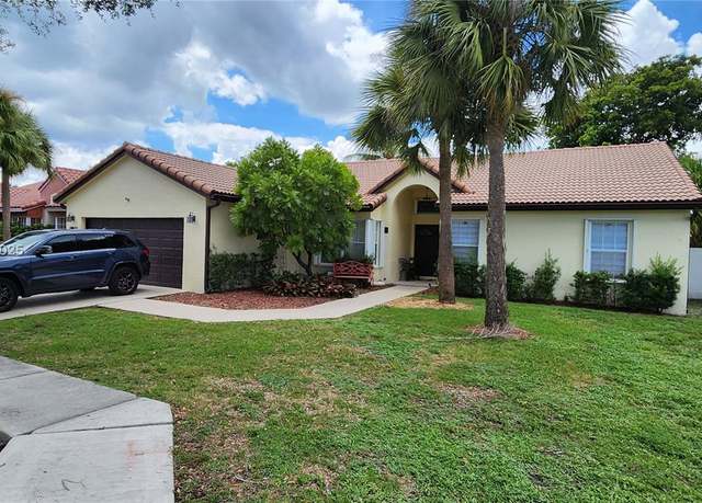 Property at 19922 NW 88th Ave, Miami, FL 33018, 3 beds, 2 baths