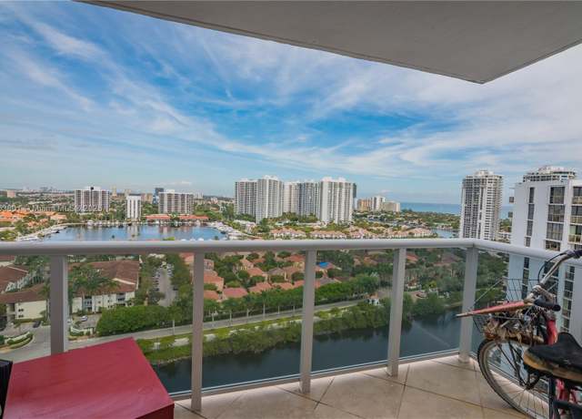 Property at 3675 N Country Club Dr #2202, Aventura, FL 33180, 2 beds, 2 baths