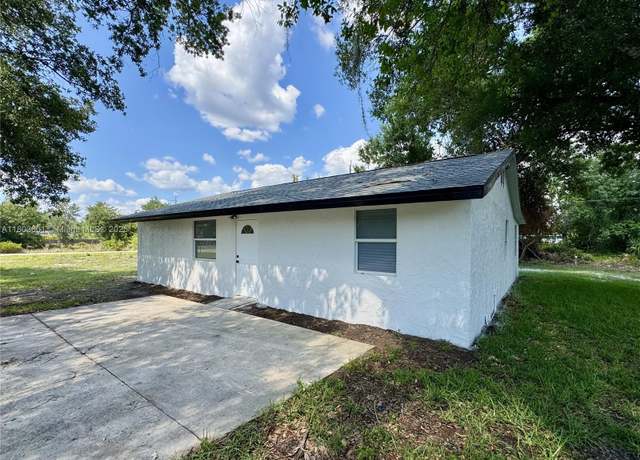 Property at 390 Hazel Cir, Punta Gorda, FL 33982, 5 beds, 2 baths