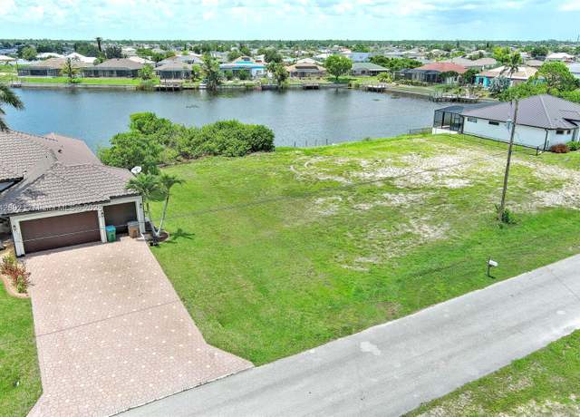 Property at 401 NW 24th Ter, Cape Coral, FL 33993