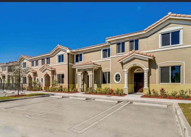 Property at 1051 SE 23rd Ter, Homestead, FL 33035, 3 beds, 2.5 baths