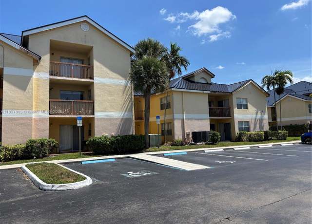 Property at 7640 Westwood Dr #406, Tamarac, FL 33321, 2 beds, 2 baths