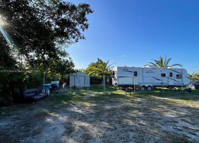 Property at 31750 SW 207 Ave, Homestead, FL 33030