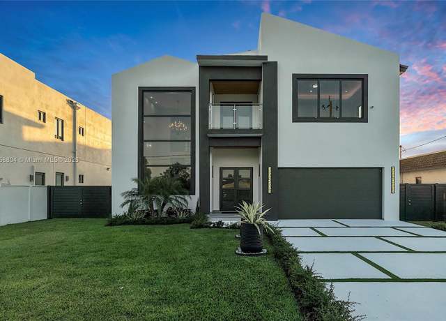 Property at 4240 SW 84th Ave, Miami, FL 33155, 4 beds, 5 baths