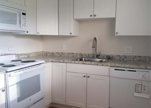 Property at 200 SW 132nd Way Unit 104L, Pembroke Pines, FL 33027, 2 beds, 1.5 baths