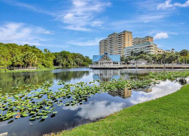 Property at 350 N Federal Hwy Unit 104S, Boynton Beach, FL 33435, 3 beds, 2.5 baths